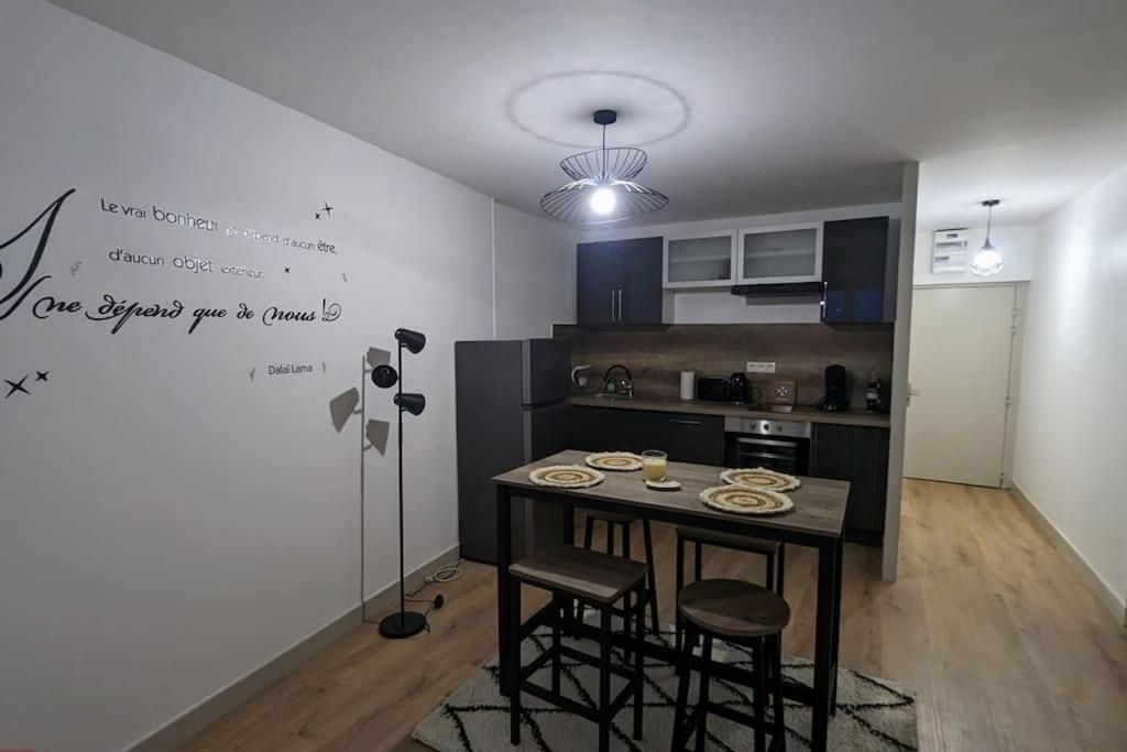 Zen Home - Appartement Jusqu'A 4 Voyageurs Nantua Buitenkant foto